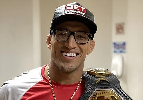 Charles de Bronx quer voltar ao Octógono em janeiro