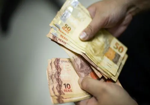 PIB deve crescer mais de 2% no Brasil