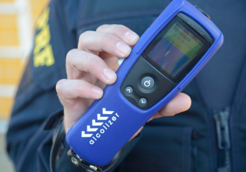 IA transforma celular em bafômetro