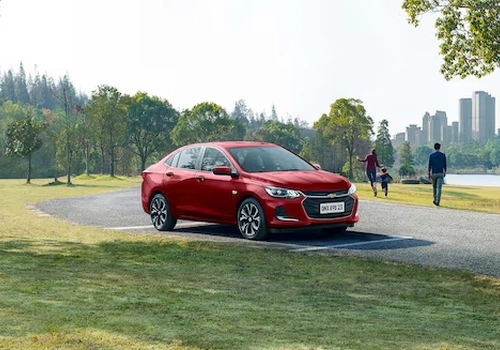 Carros Chevrolet Onix Plus